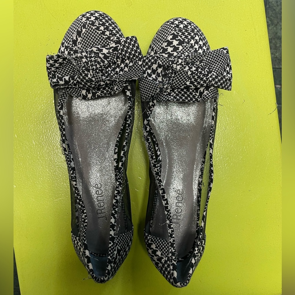 Black and White Patterned Flats with a Bow